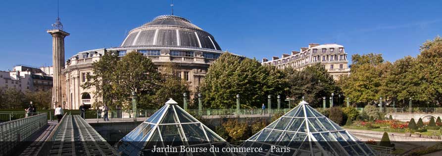 jardin bourse du commerce à Paris 